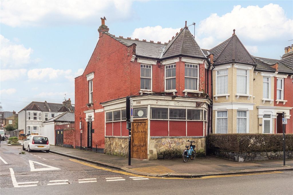 Property photo 1 of 10 Picture No. 12