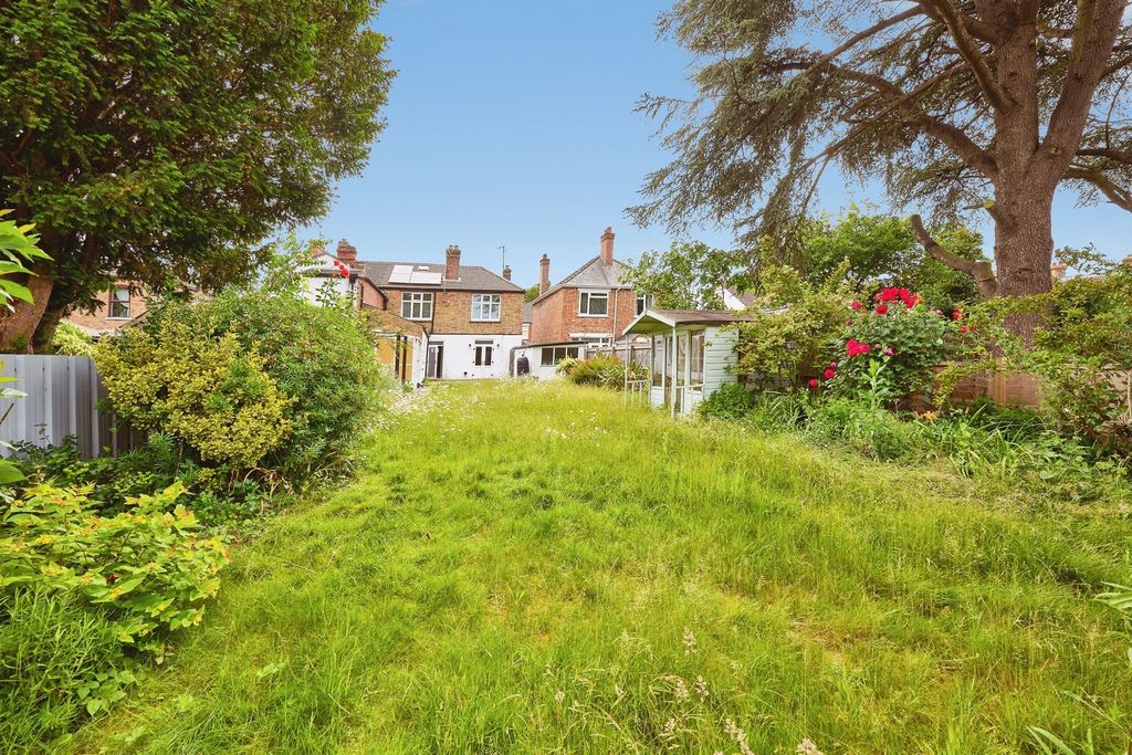 Property photo 2 of 18