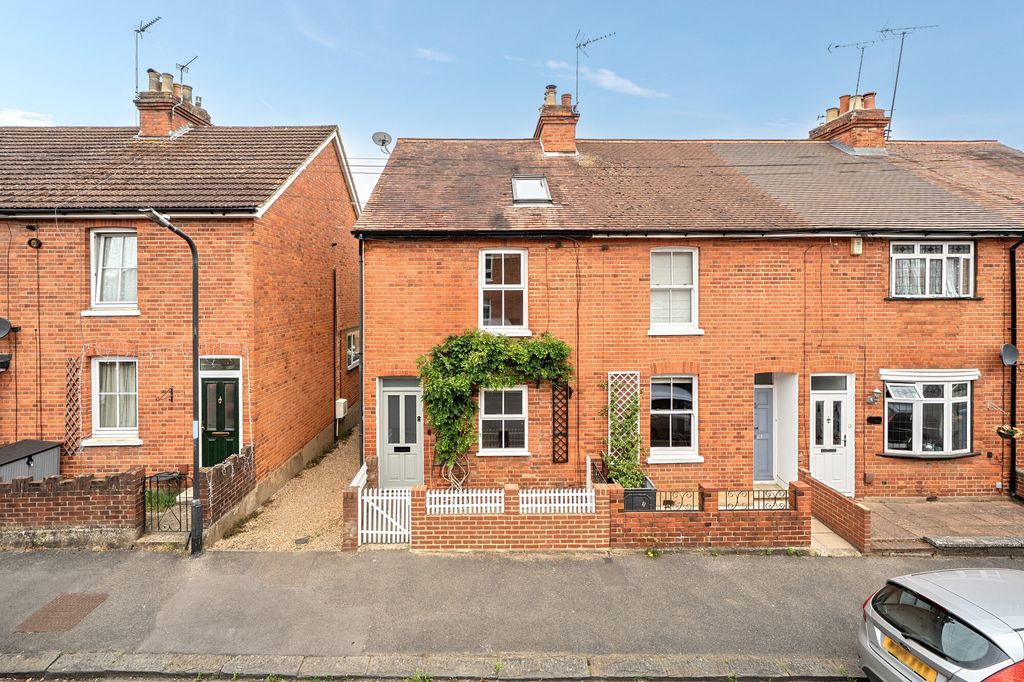 Property photo 1 of 11