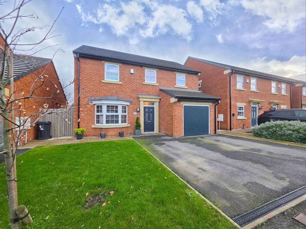 Property photo 2 of 27