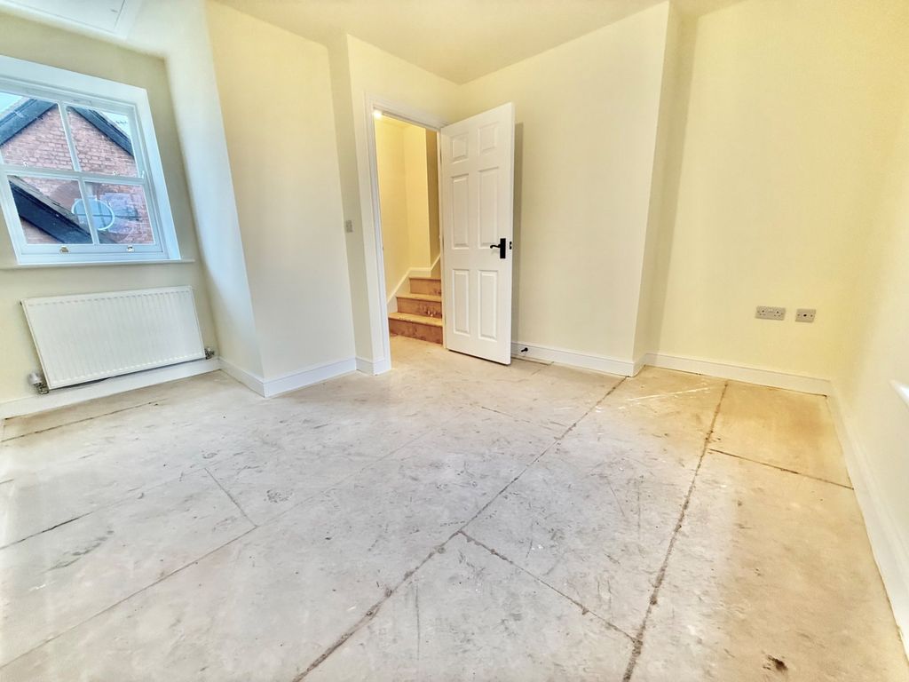 Additional image 7 of 2 bed flat for saleVicar Street, Sedgley, Dudley DY3