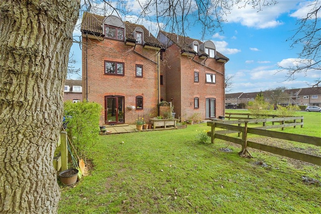 Property photo 1 of 7 Rear Elevation