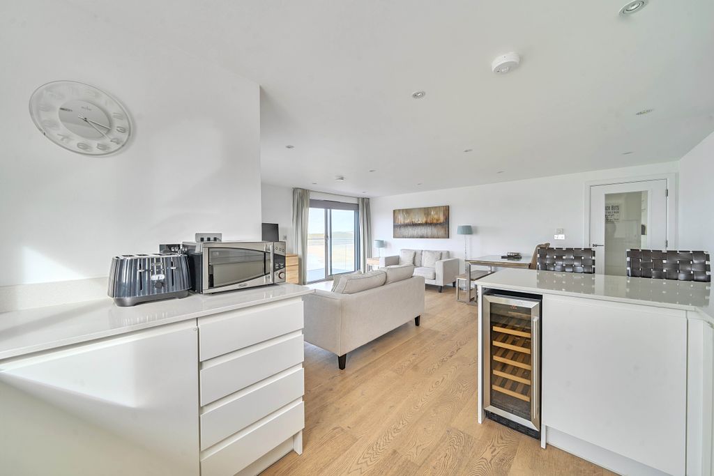 Additional image 8 of 2 bed flat for saleCrantock, Newquay, Cornwall TR8