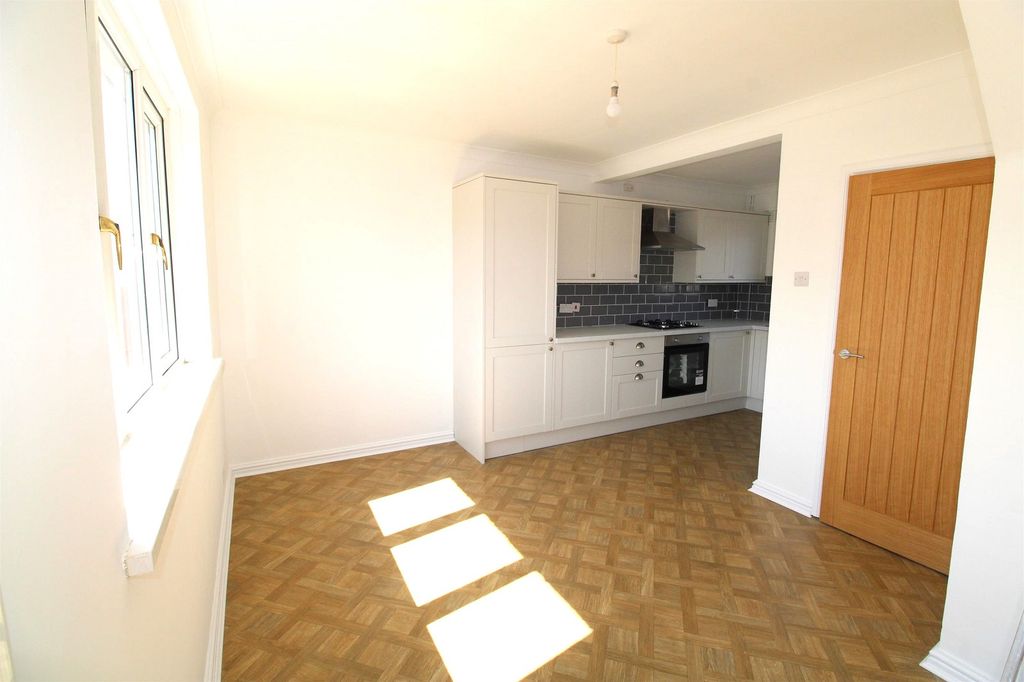 Property photo 3 of 16 Not Specified