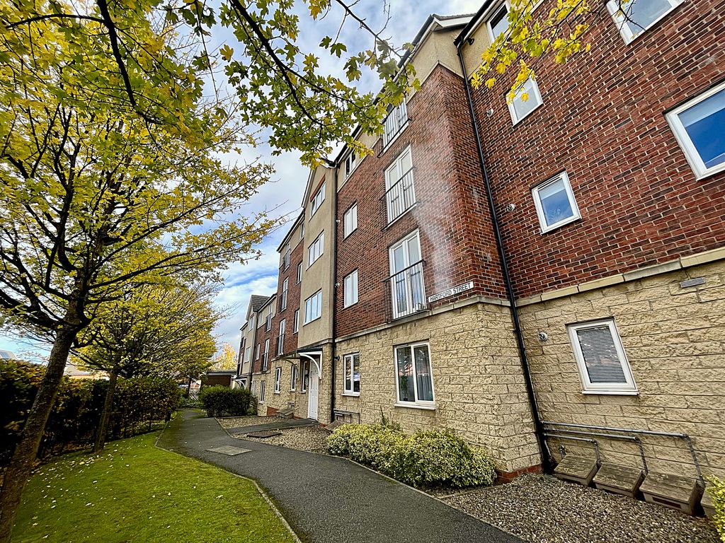 Property photo 2 of 20