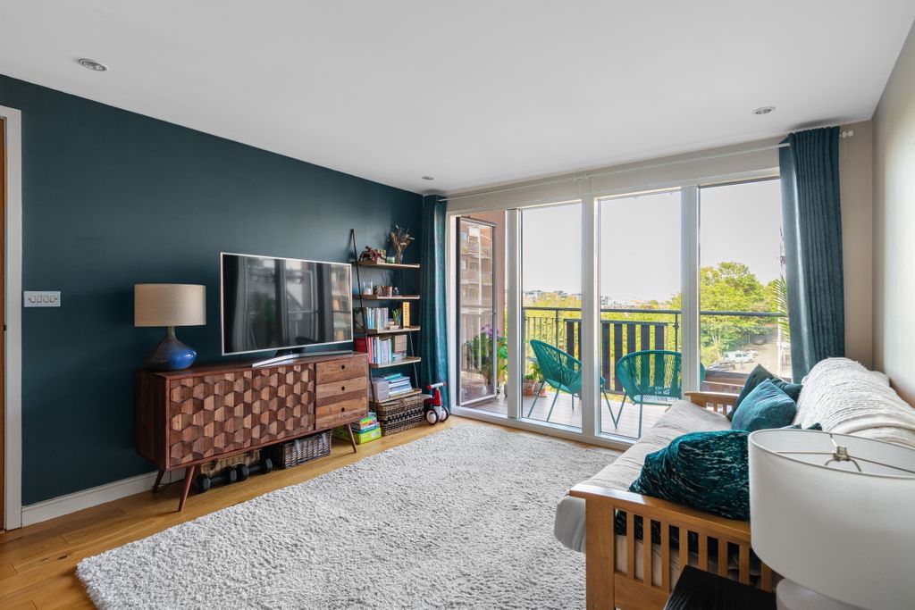 Property photo 1 of 15 094A6339