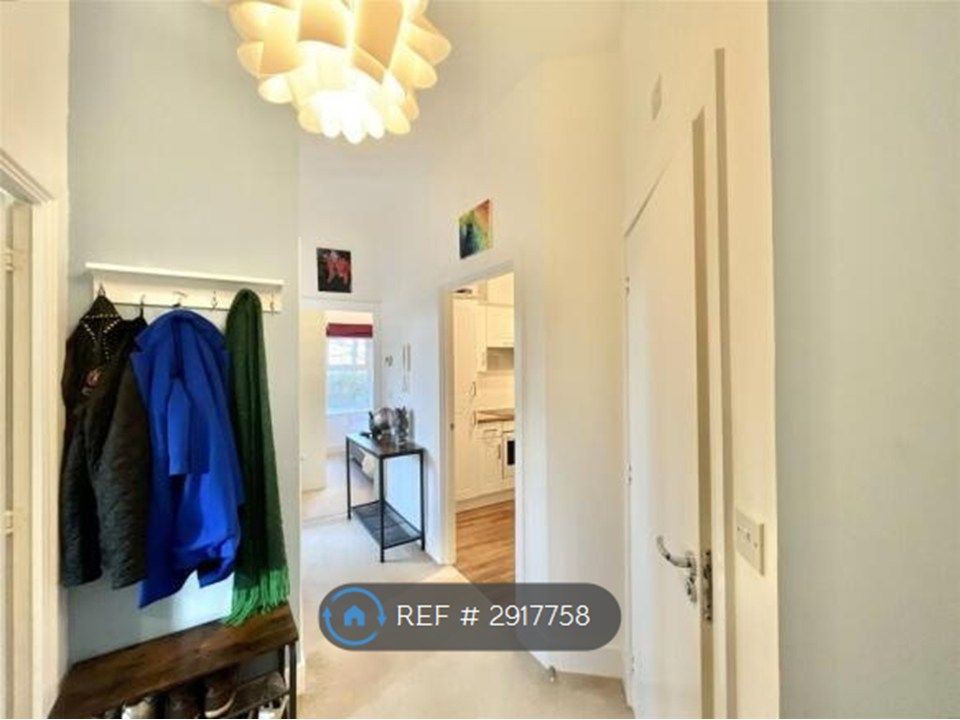 Property photo 2 of 13 Hallway