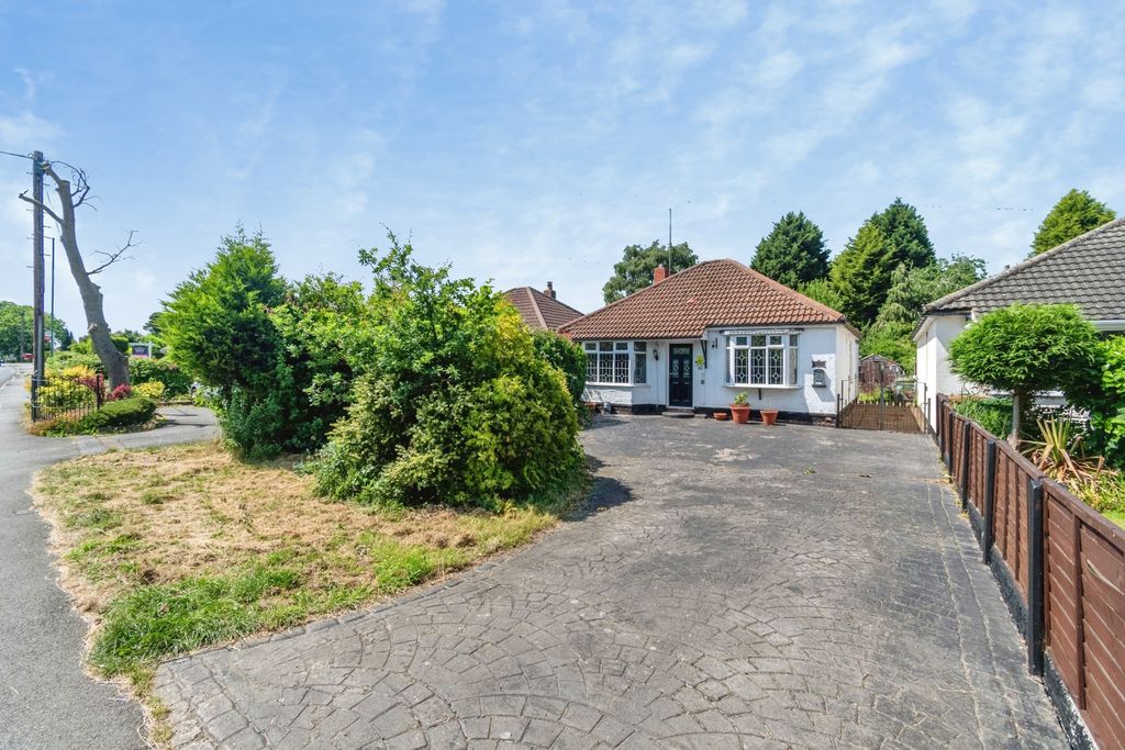 Property photo 2 of 15