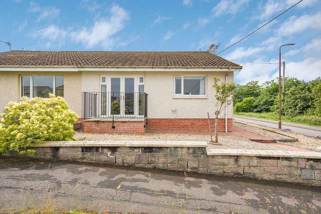 Property photo 1 of 26