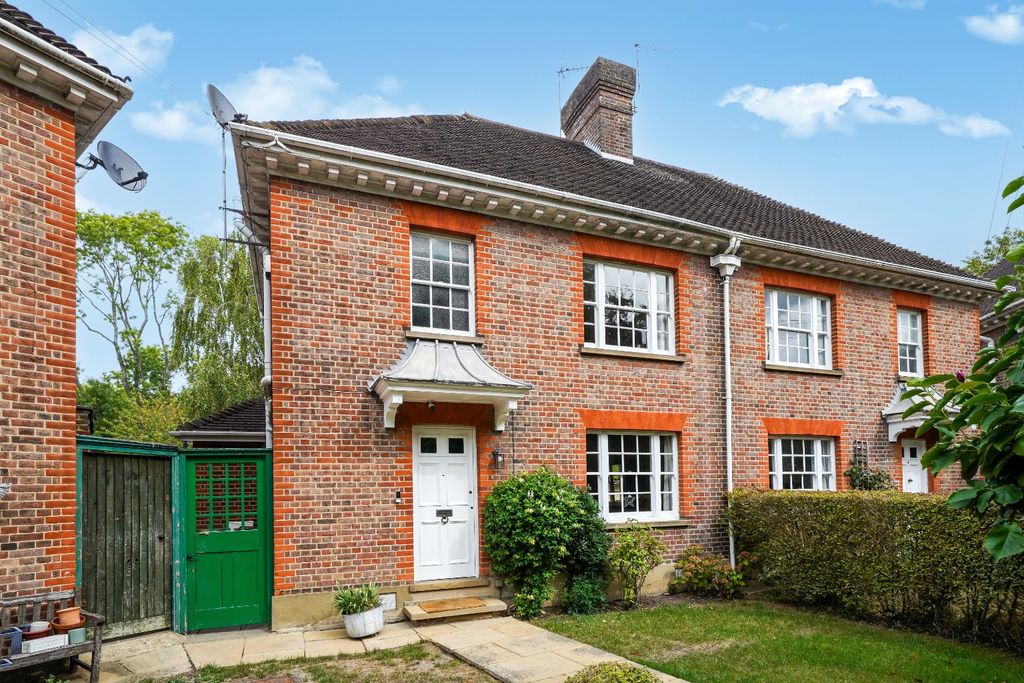 Property photo 1 of 17 5445600
