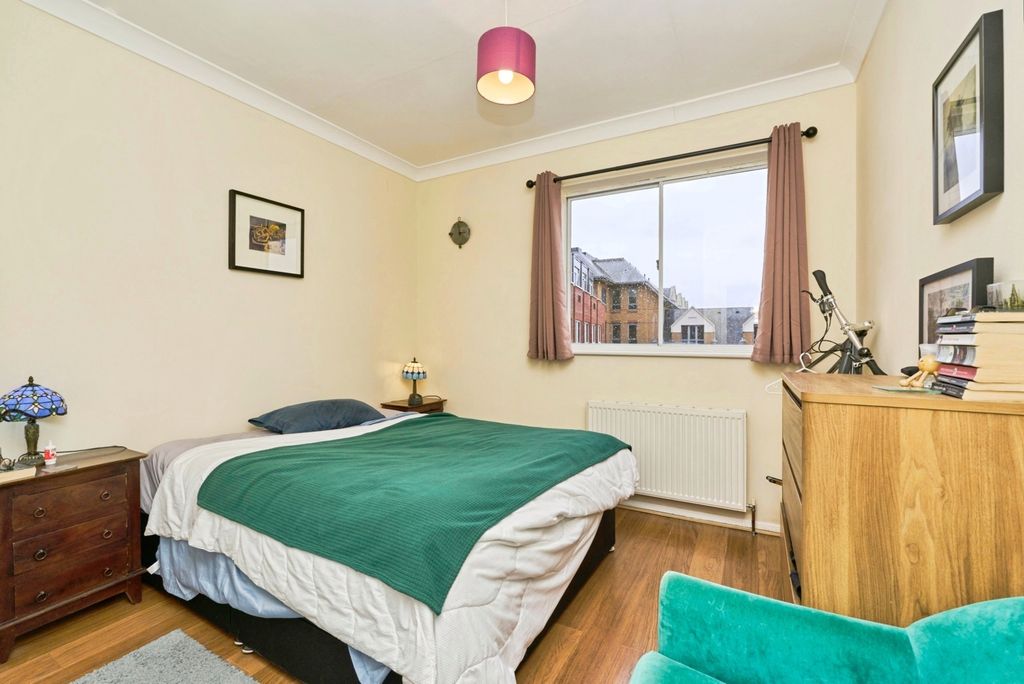 Property photo 2 of 10 Pbox-Img.Jpg