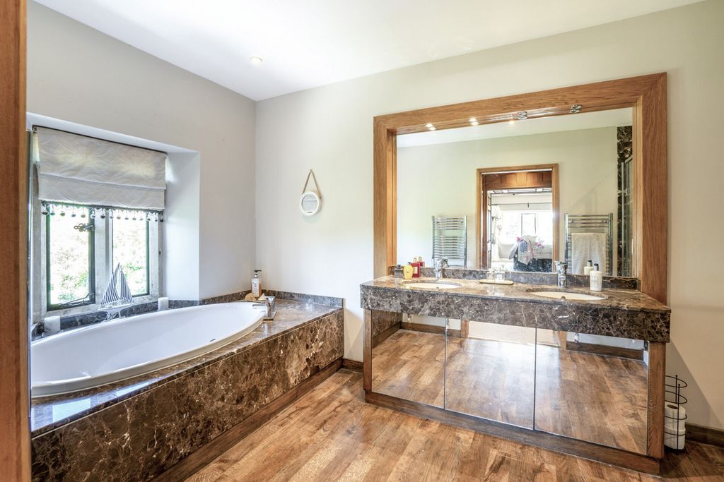 Additional image 29 of 9 bed country house for saleRoemead Road, Wells BA5