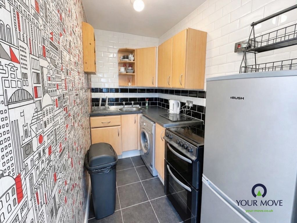 Property photo 3 of 5 Pbox-Img.Jpg