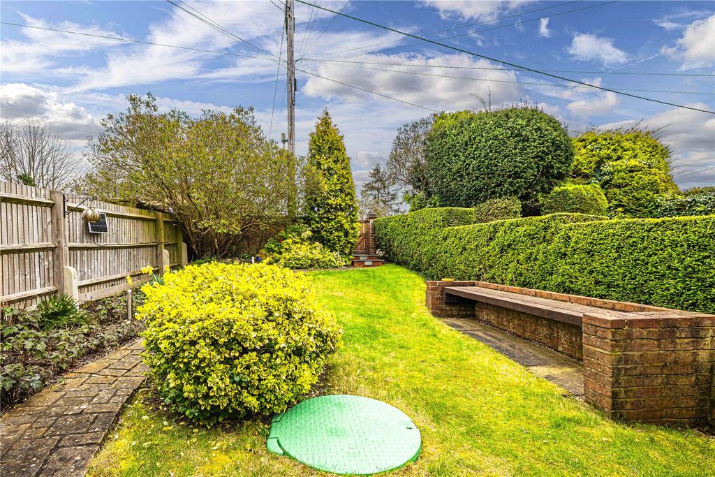 Additional image 22 of 3 bed semi-detached house for saleTring Road, Dunstable, Central Bedfordshire LU6