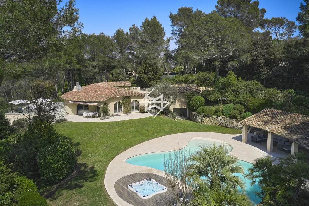 Property photo 1 of 25