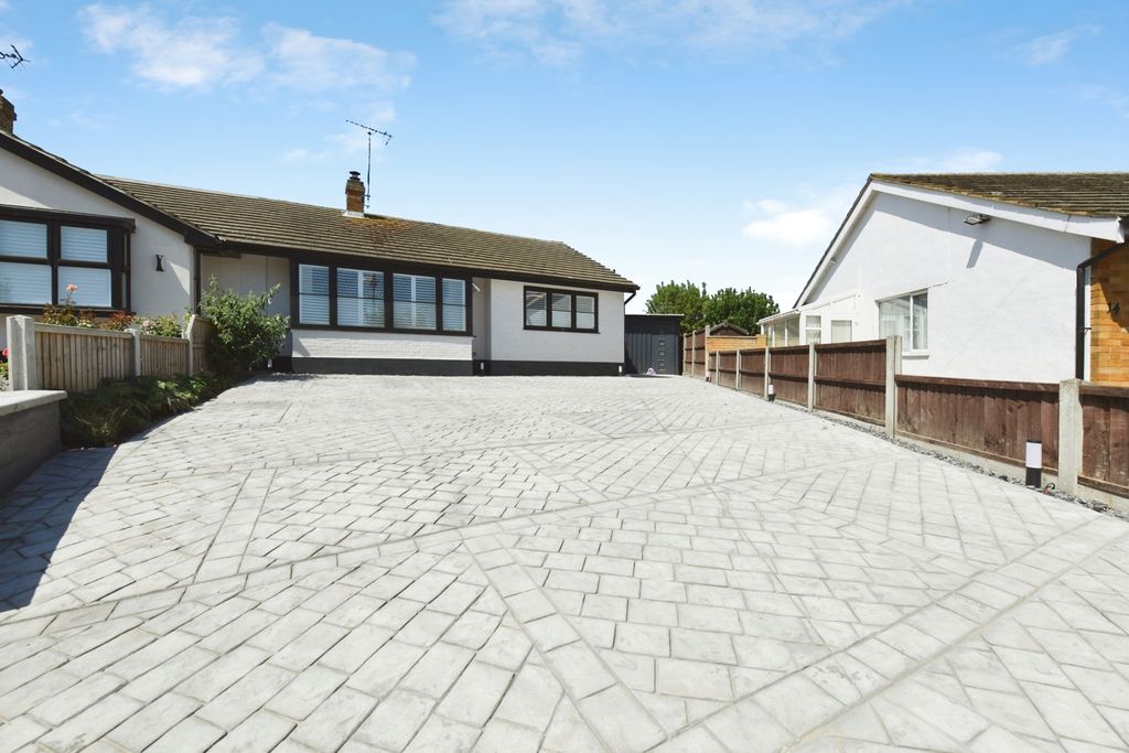 Property photo 1 of 29 Exterior