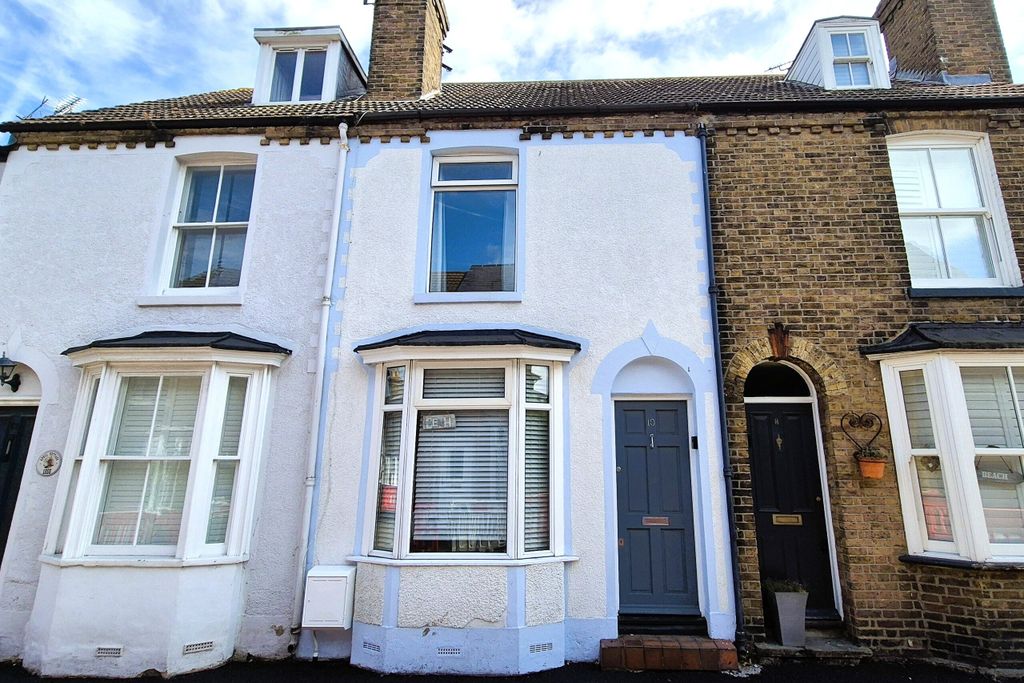 Property photo 1 of 15 Front