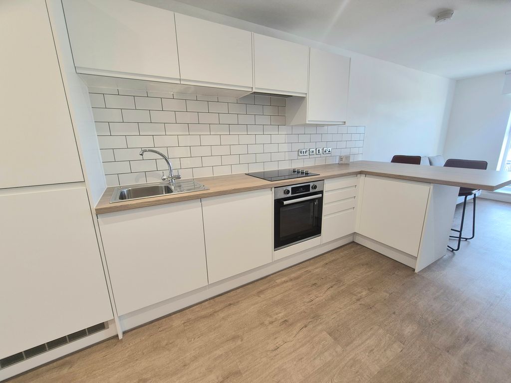 Property photo 3 of 10 Image