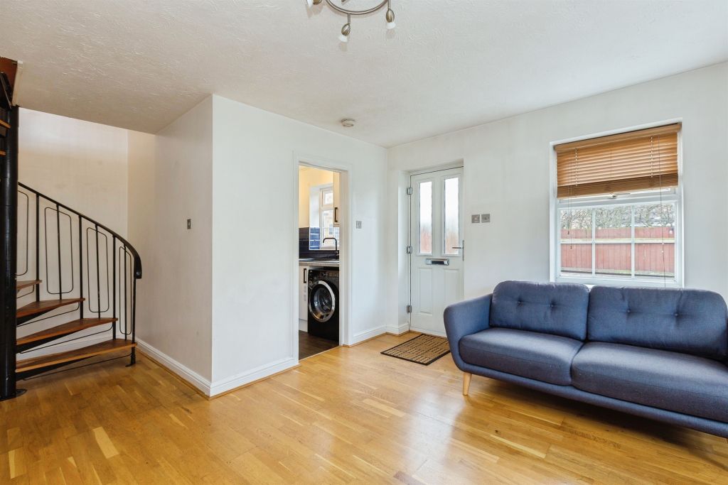 Property photo 3 of 19