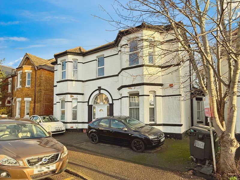 Property photo 1 of 8 Photo 1