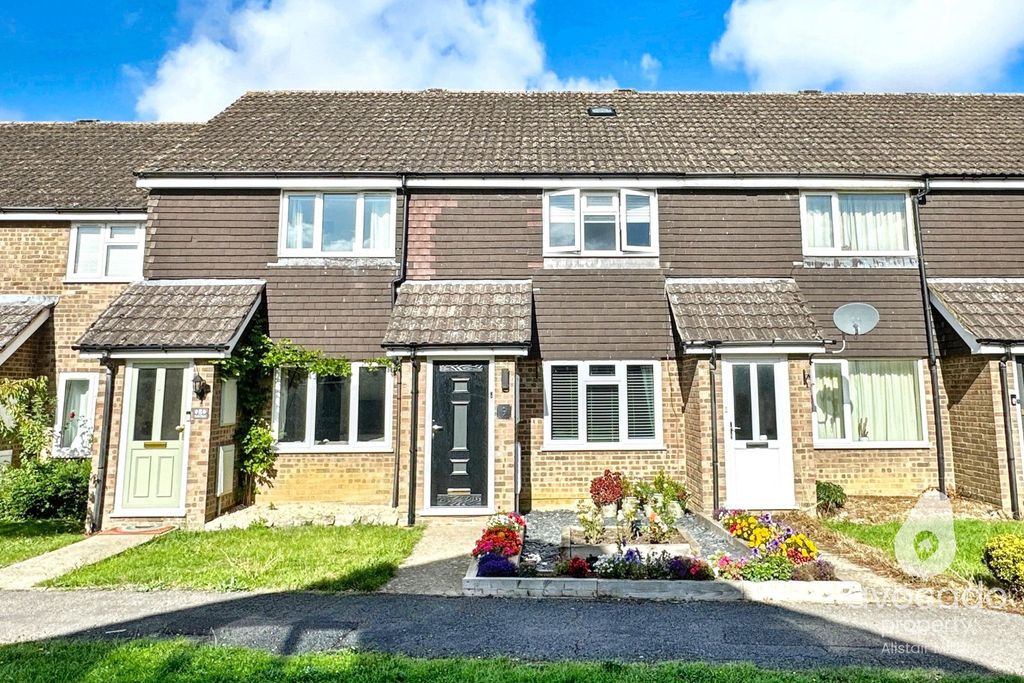 Property photo 1 of 12 4504021