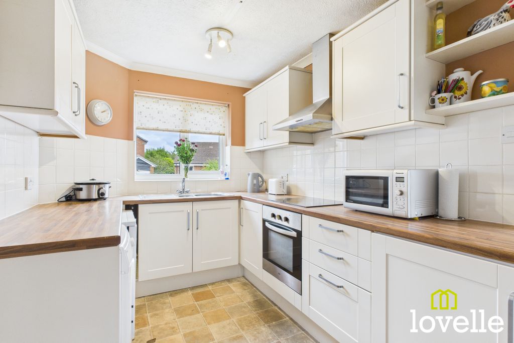 Property photo 1 of 24