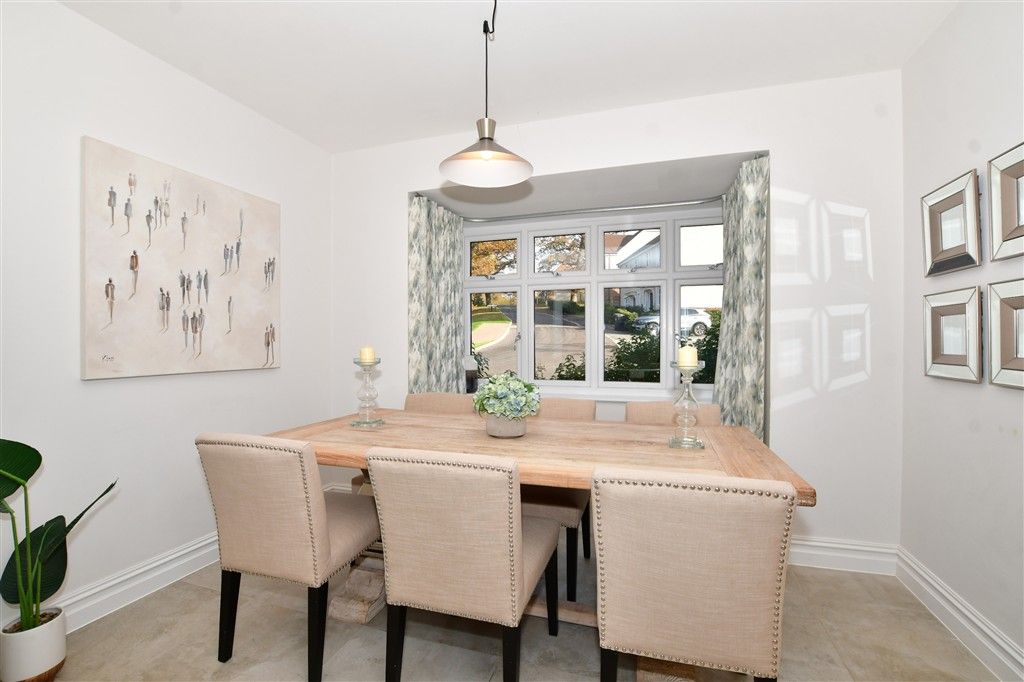 Property photo 1 of 9 Kitchen / Dining Room
