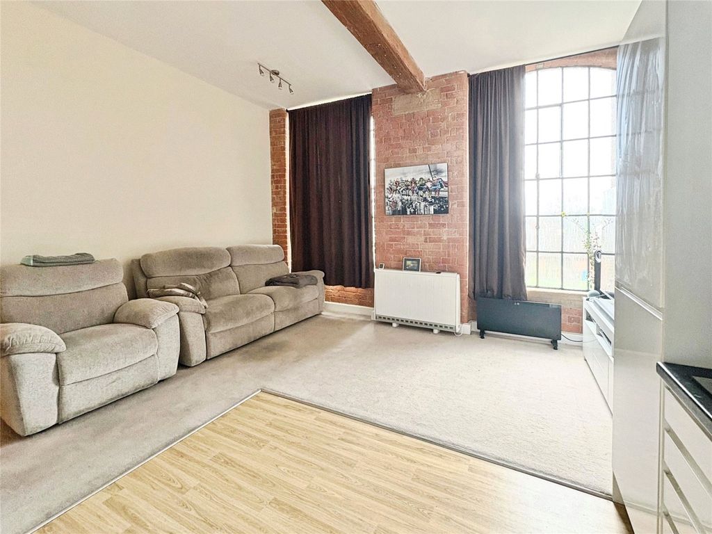 Property photo 2 of 6 Picture No. 02