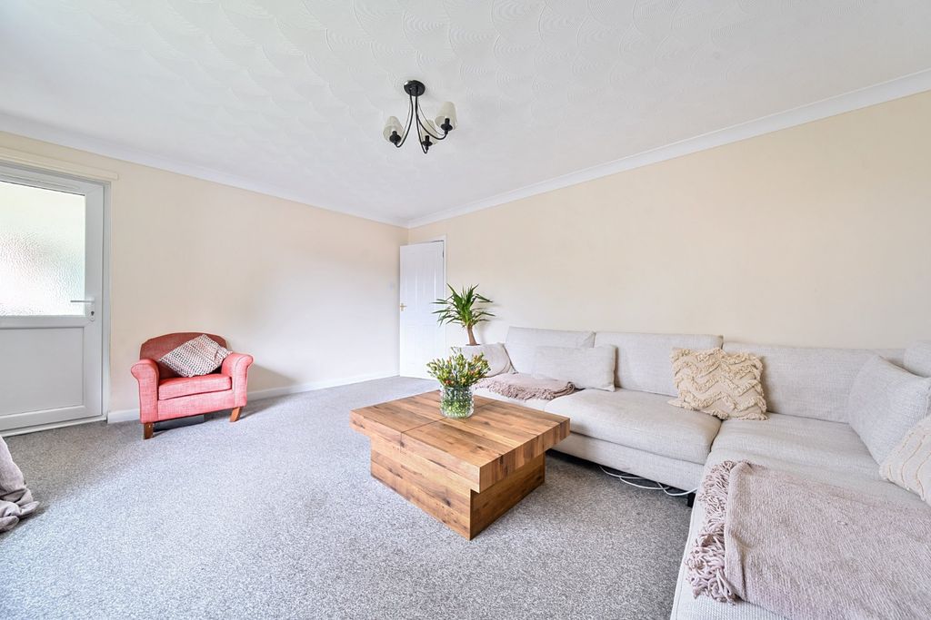 Property photo 3 of 10 Picture No. 04