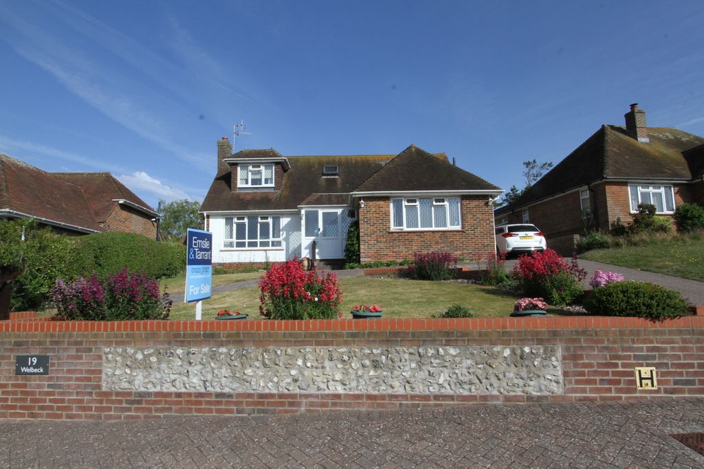 Property photo 1 of 24