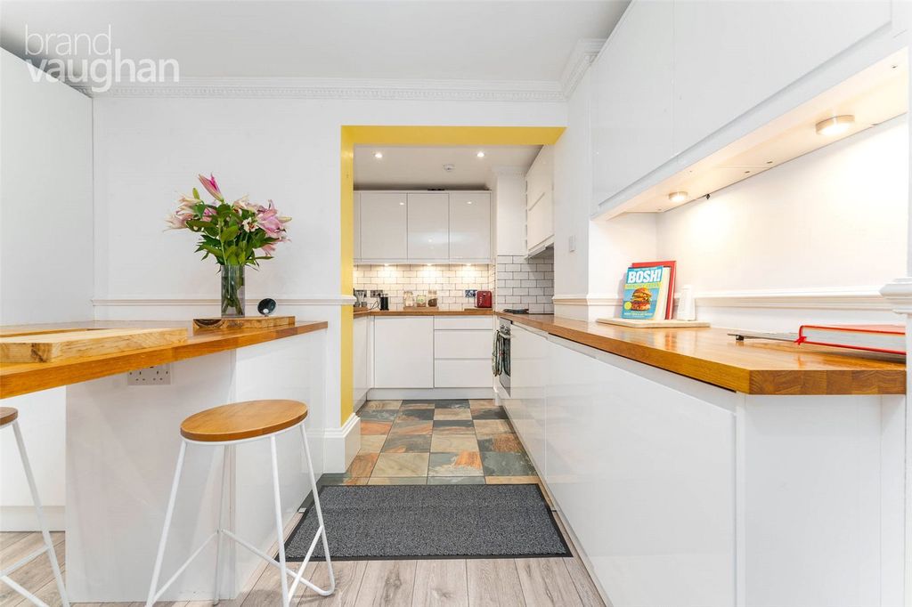 Property photo 1 of 13 Picture No. 01
