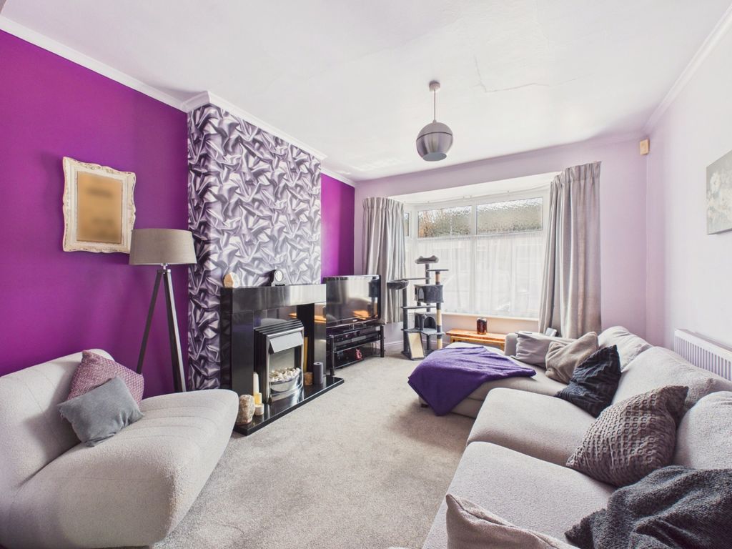 Property photo 3 of 14 5205007