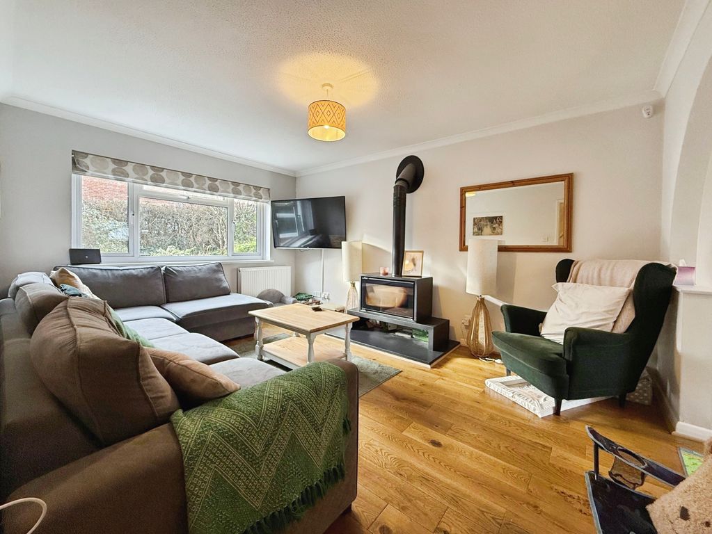 Property photo 2 of 18 Living Area