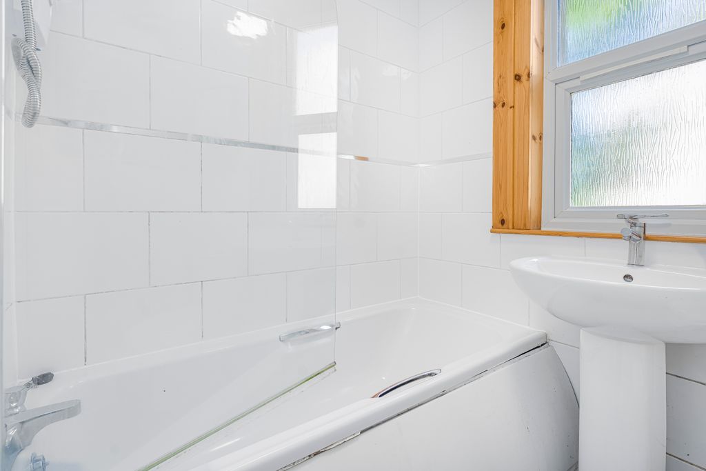 Additional image 8 of 2 bed flat for saleWyndford Avenue, Uphall EH52