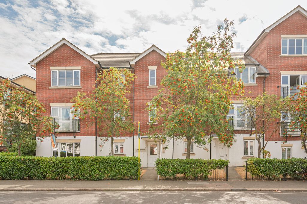 Property photo 1 of 7