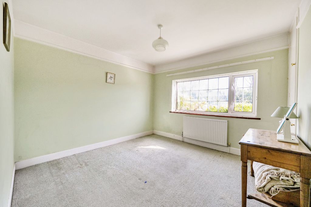 Additional image 10 of 5 bed detached house for saleSchool Lane, Sheet GU32