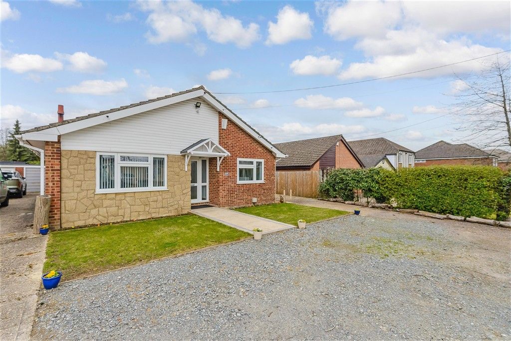 Property photo 1 of 21 External (Brochure)