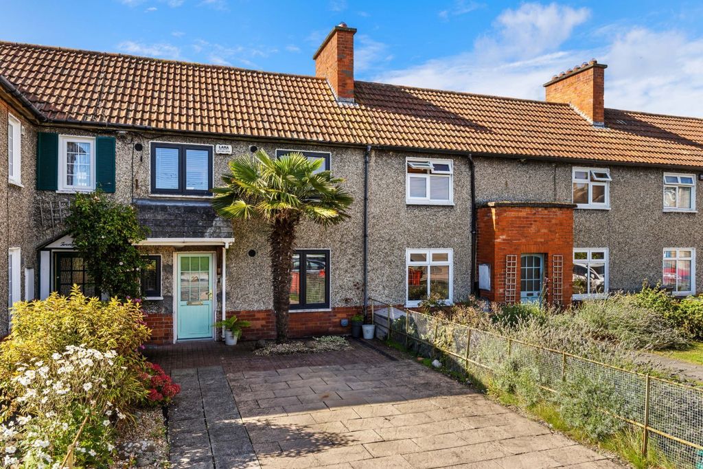 Property photo 1 of 16 Picture No. 05