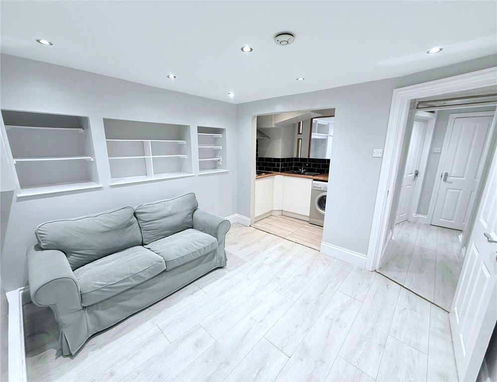 Property photo 1 of 7 Living Area