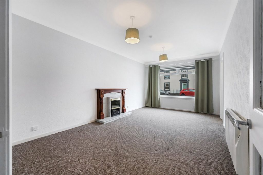 Property photo 2 of 8 Living Room