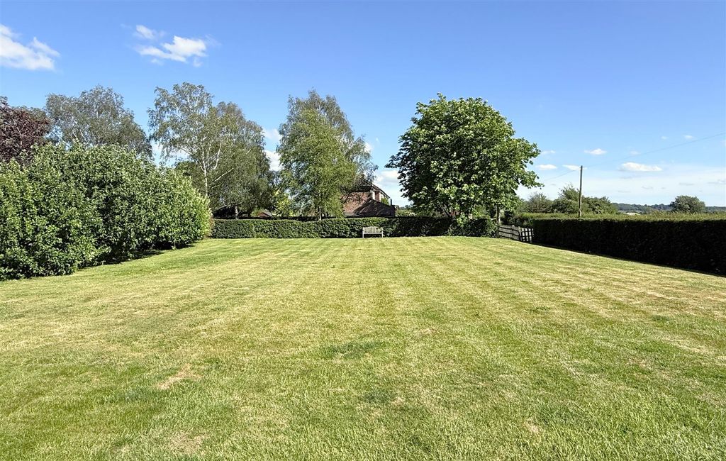 Property photo 3 of 12 Img_5599.Jpg