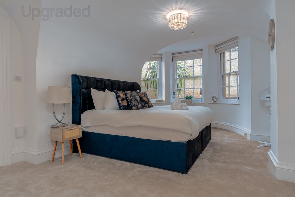 Property photo 3 of 22