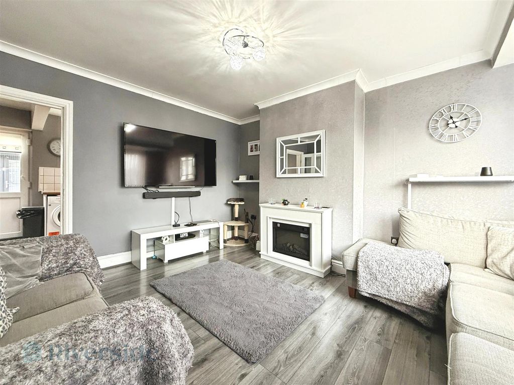 Property photo 2 of 17 Living Room