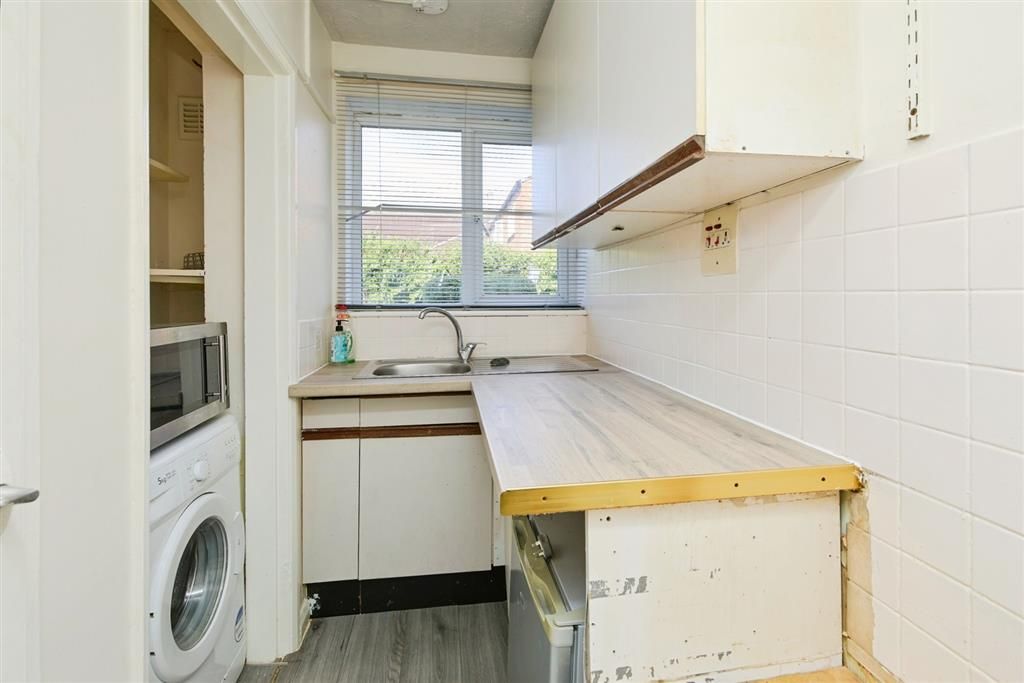 Property photo 3 of 8