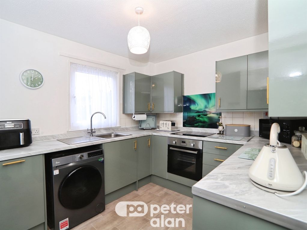 Property photo 3 of 26