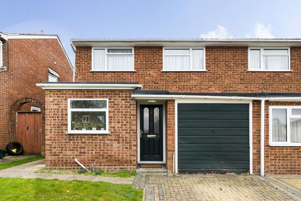 Property photo 2 of 14