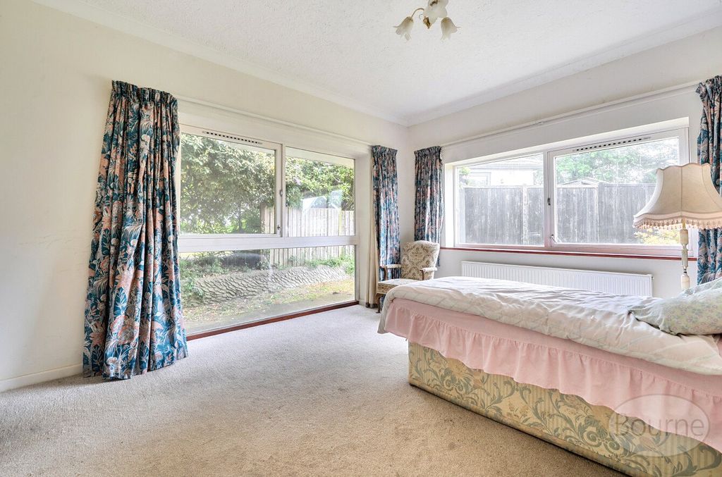Additional image 8 of 3 bed bungalow for saleLove Lane, Petersfield, Hampshire GU31