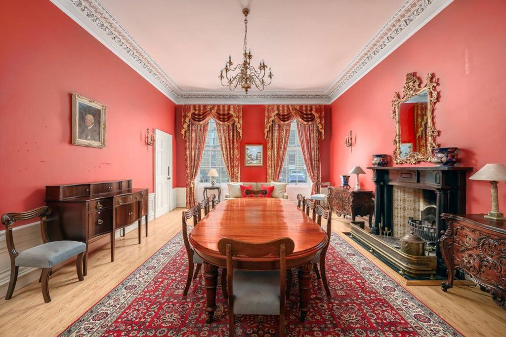 Property photo 2 of 26