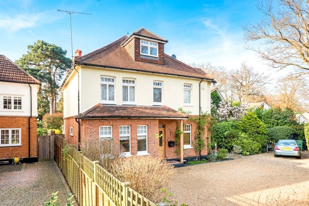 Property photo 1 of 10 Picture No. 12