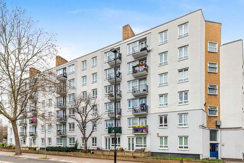 Property photo 1 of 5